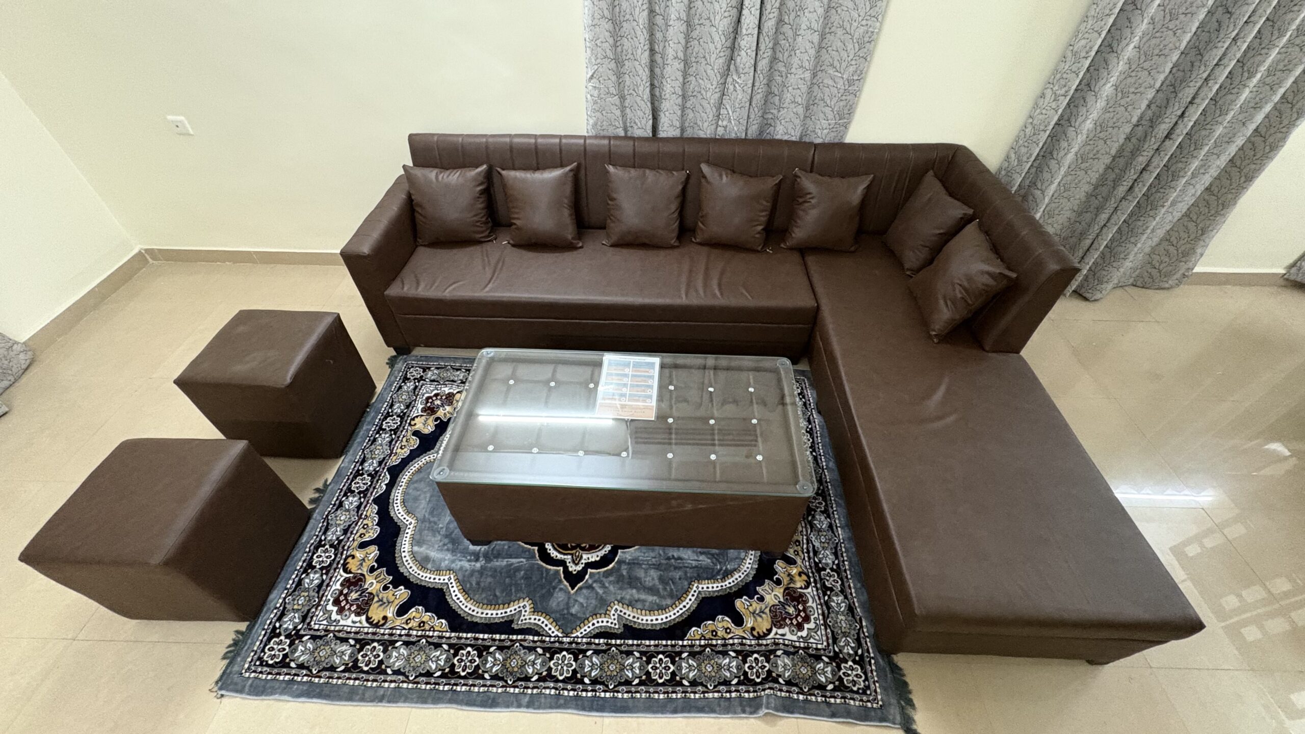 sofa_elite_villa_raipur_homestay